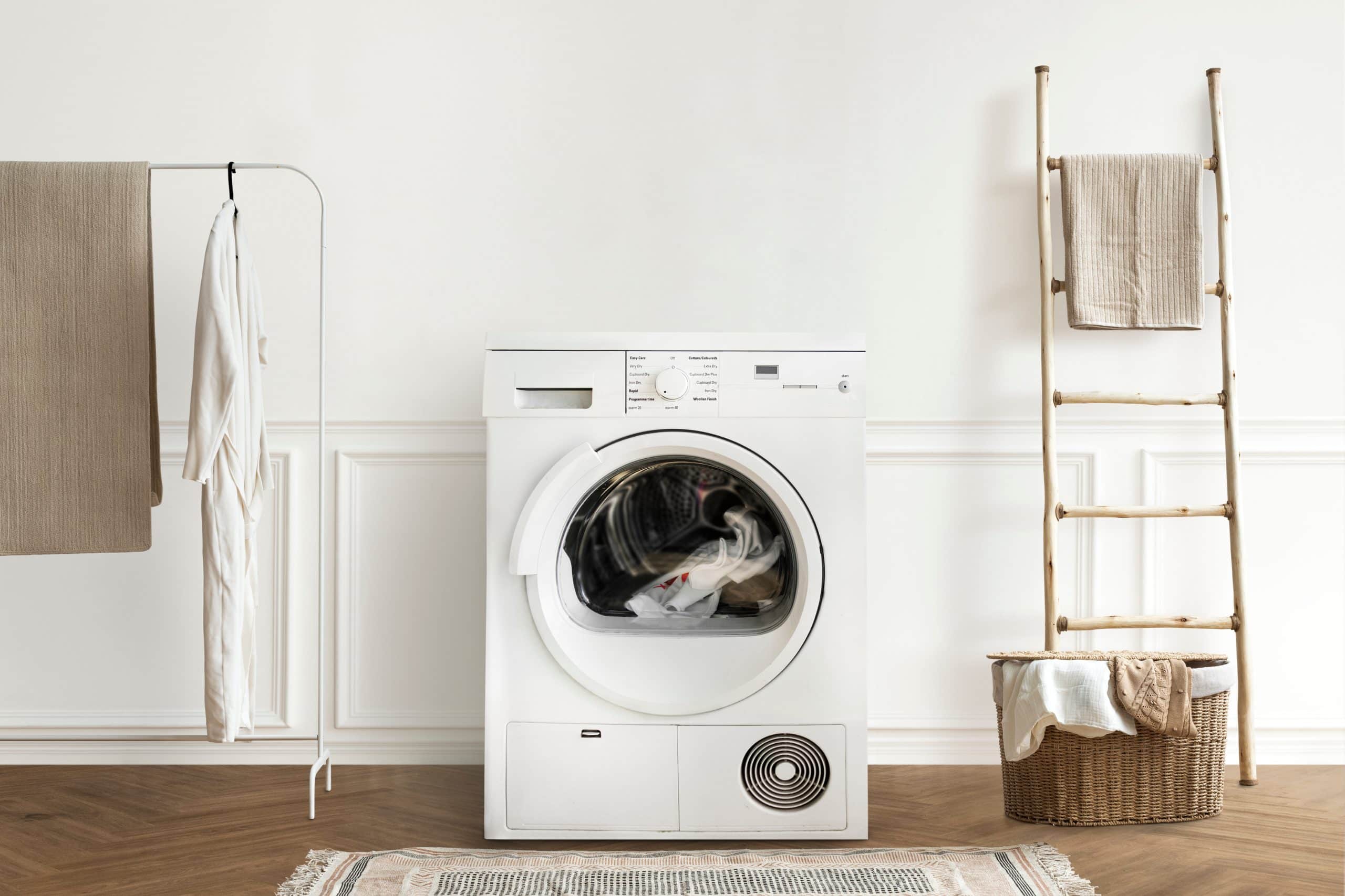 Elettricità: l'ora ideale per fare il bucato.